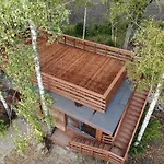 بيت للعطل Lepikumaee With Sauna And Hot Tub For Up To 18 Persons Reina
