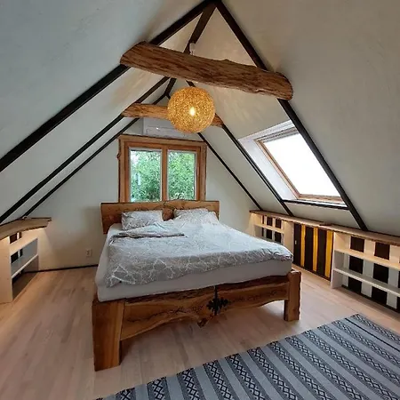 Lepikumaee With Sauna And Hot Tub For Up To 18 Persons Vikendica *