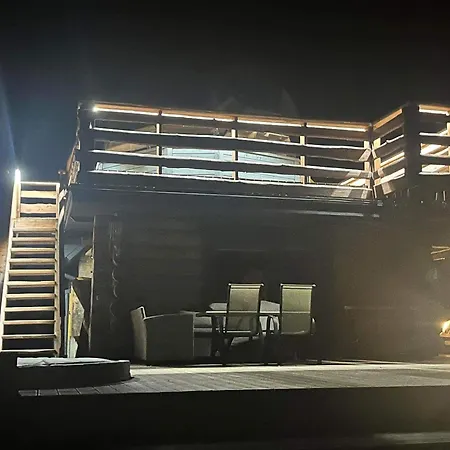 Lepikumaee With Sauna And Hot Tub For Up To 18 Persons