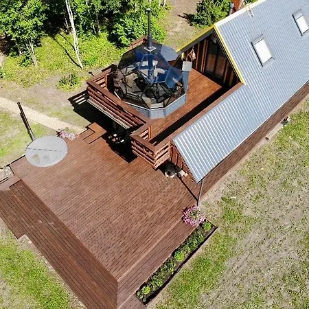 Lepikumaee With Sauna And Hot Tub For Up To 16 Persons Reina