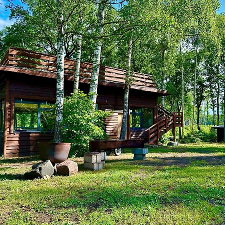 Vikendica Lepikumaee With Sauna And Hot Tub For Up To 18 Persons