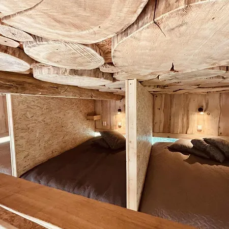 Lepikumaee With Sauna And Hot Tub For Up To 18 Persons Vikendica *