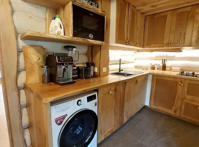 Lepikumaee With Sauna And Hot Tub For Up To 18 Persons Holiday home Reina