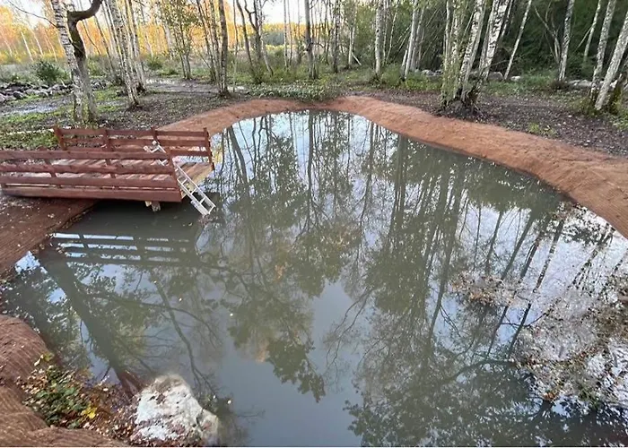 Lepikumaee With Sauna And Hot Tub For Up To 18 Persons Nyaraló Reina