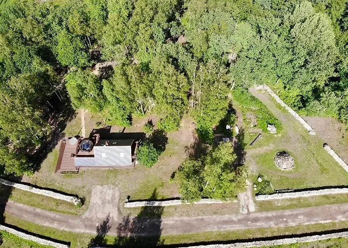 Lepikumaee With Sauna And Hot Tub For Up To 18 Persons Feriehus