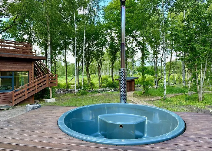 Lepikumaee With Sauna And Hot Tub For Up To 18 Persons * Reina